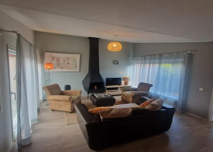 Tatil Evi Seagull Park Sollasi